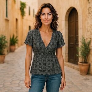 Philosophy short‎ sleeve sweater